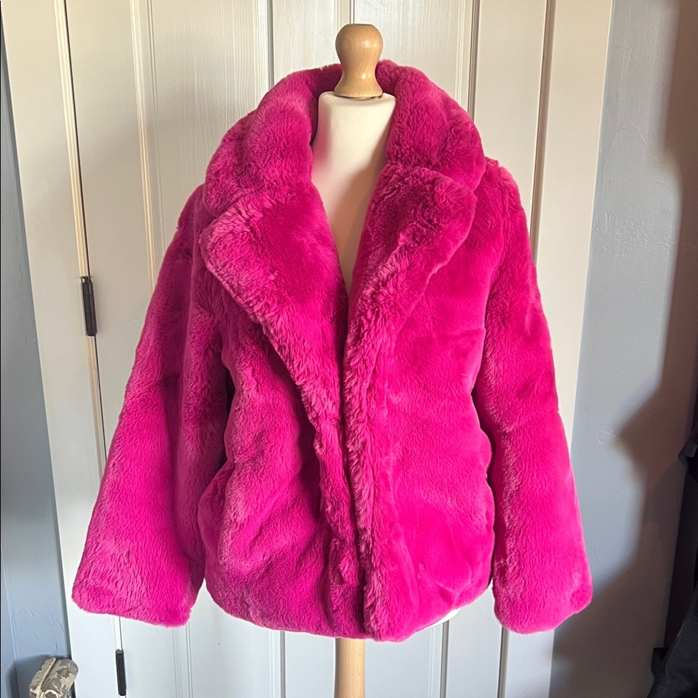 Apparis Vibrant Pink Teddy Jacket